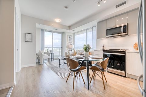 Photo 4 at 2007 - 25 Holly Street, Mount Pleasant East, Toronto