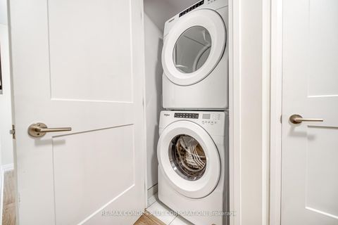 Photo 23 at 2007 - 25 Holly Street, Mount Pleasant East, Toronto