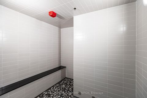 Photo 26 at 2007 - 25 Holly Street, Mount Pleasant East, Toronto