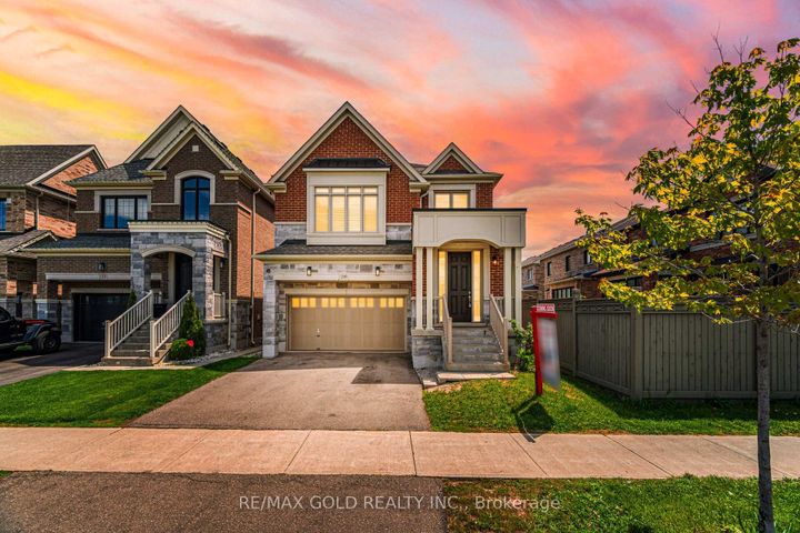 Photo 0 at 209 Castle Oaks Crossing, Bram East, Brampton