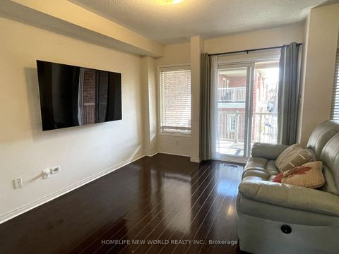 Photo 12 at 173 Torbarrie Road, CFB, Toronto