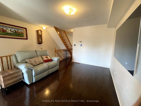 Photo 13 at 173 Torbarrie Road, CFB, Toronto