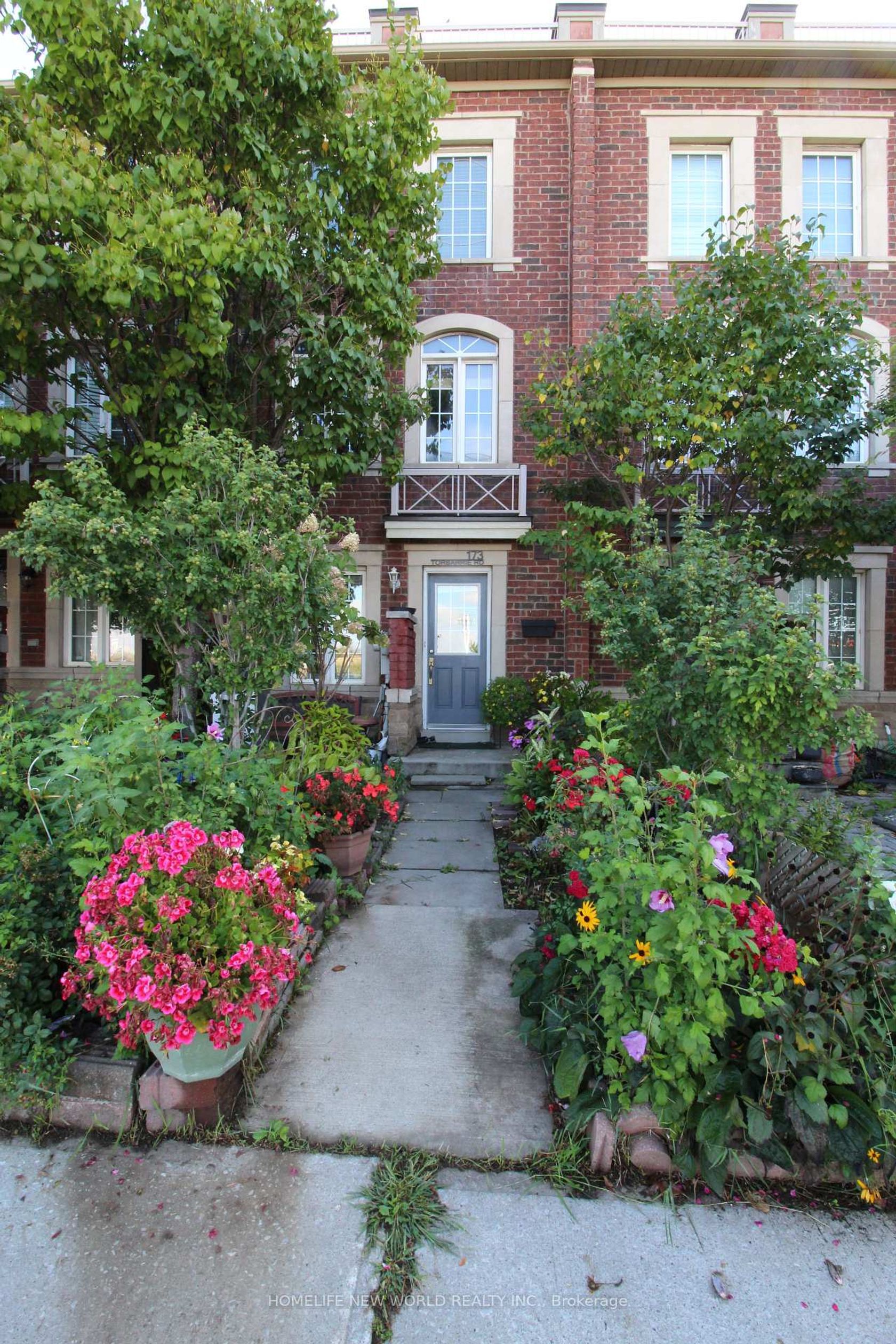 173 Torbarrie Road, CFB, Toronto 