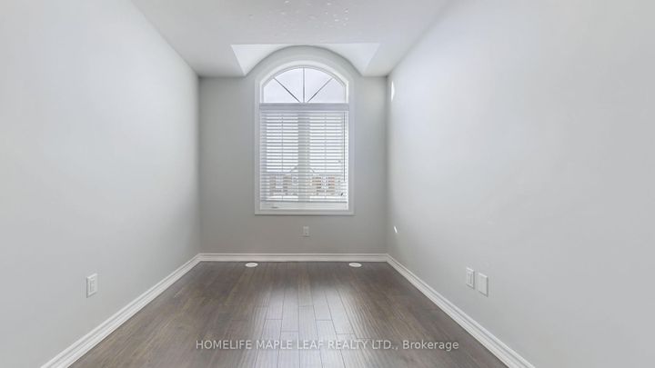 Photo 33 at 26 BORERS CREEK Circle, Waterdown, Hamilton