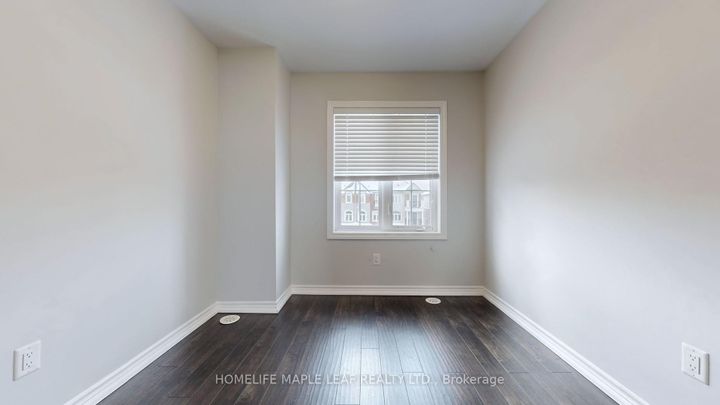 Photo 36 at 26 BORERS CREEK Circle, Waterdown, Hamilton