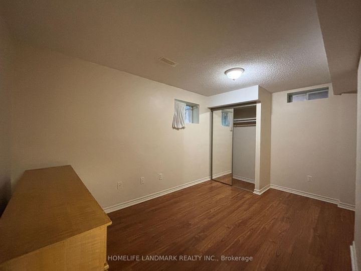 Photo 28 at 28 Stonebridge Boulevard, L'Amoreaux, Toronto