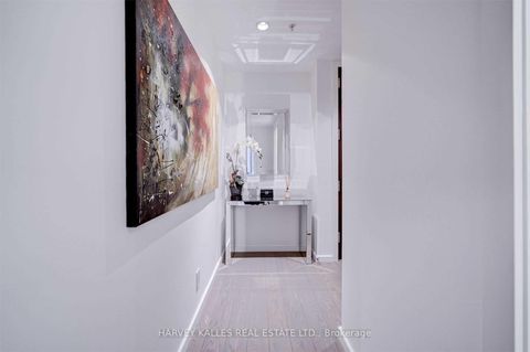 Photo 6 at 2508 - 180 University Avenue, Bay Street Corridor, Toronto