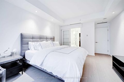 Photo 24 at 2508 - 180 University Avenue, Bay Street Corridor, Toronto