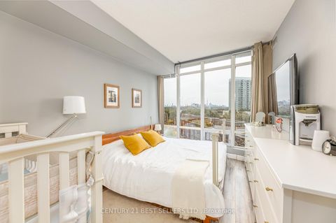 Photo 16 at 609 - 15 Windermere Avenue, Swansea, Toronto