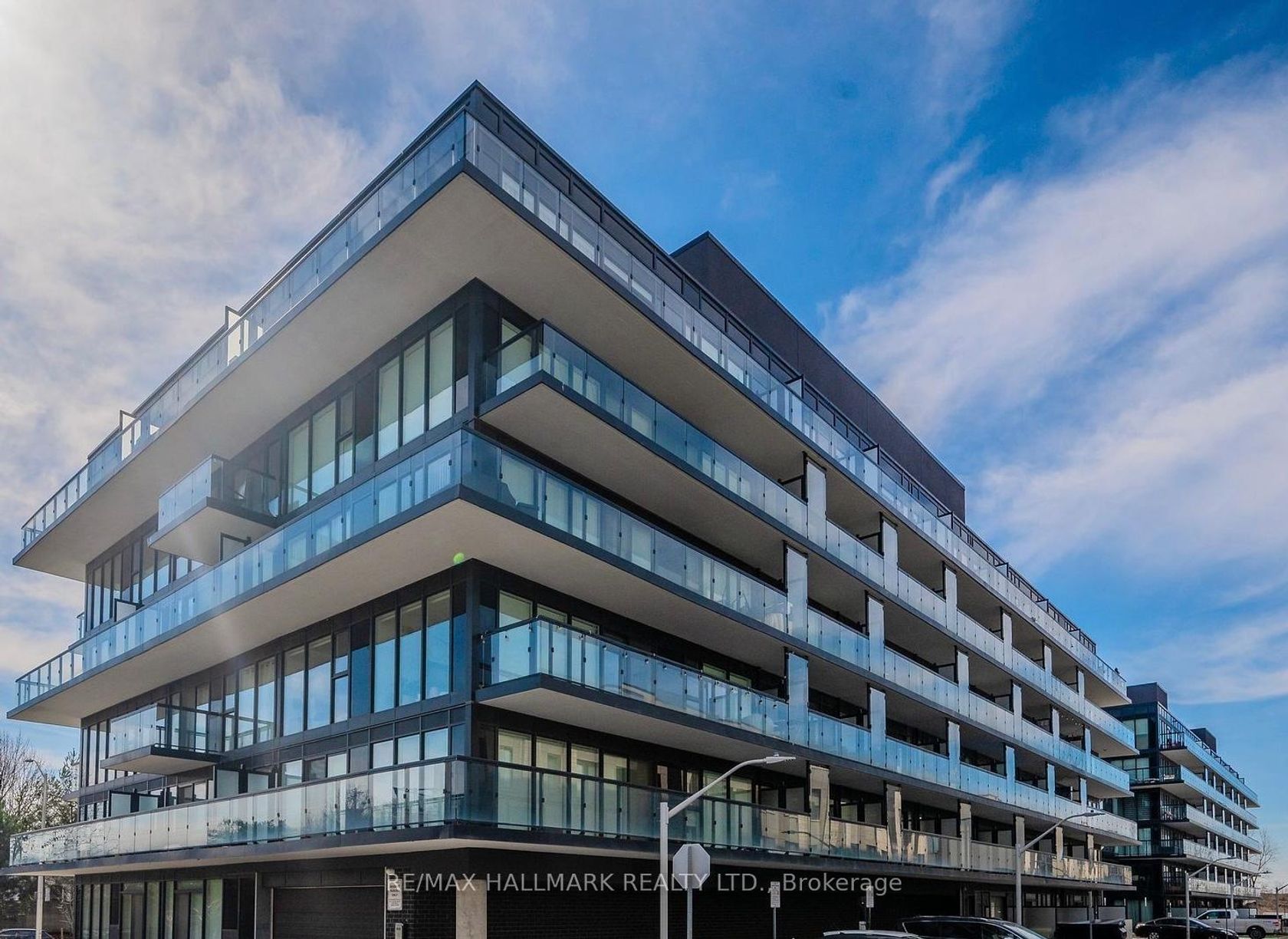 A208 - 1117 Cooke Boulevard, LaSalle, Burlington 