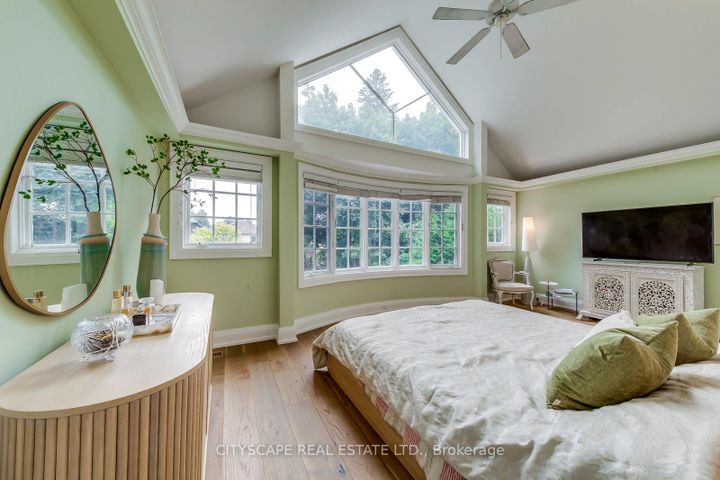 Photo 16 at 469 St Clements Avenue, Lawrence Park South, Toronto