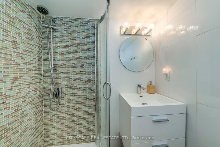 Photo 29 at 469 St Clements Avenue, Lawrence Park South, Toronto
