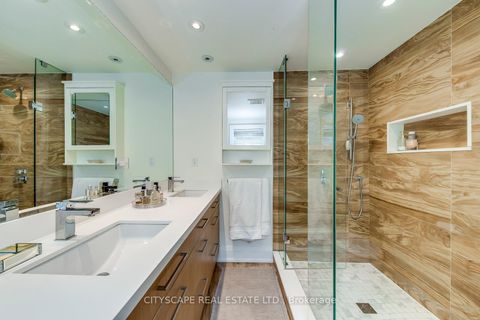 Photo 18 at 469 St Clements Avenue, Lawrence Park South, Toronto