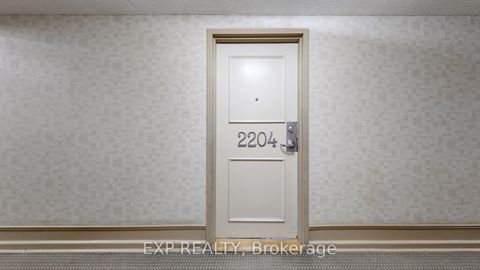 Photo 4 at 2204 - 715 Don Mills Road, Flemingdon Park, Toronto