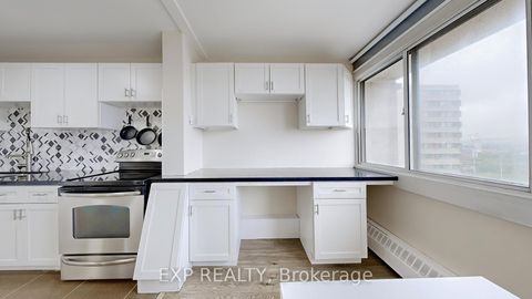 Photo 20 at 2204 - 715 Don Mills Road, Flemingdon Park, Toronto