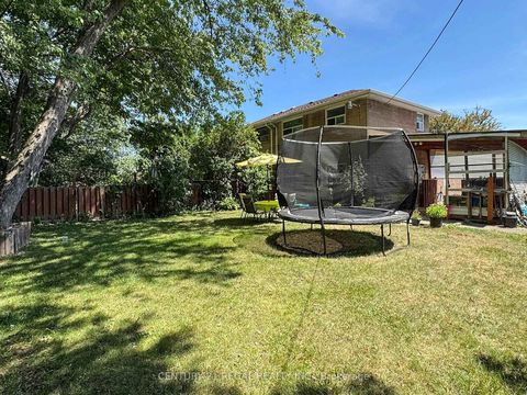 Photo 46 at 94 Billington Crescent, Donalda, Toronto