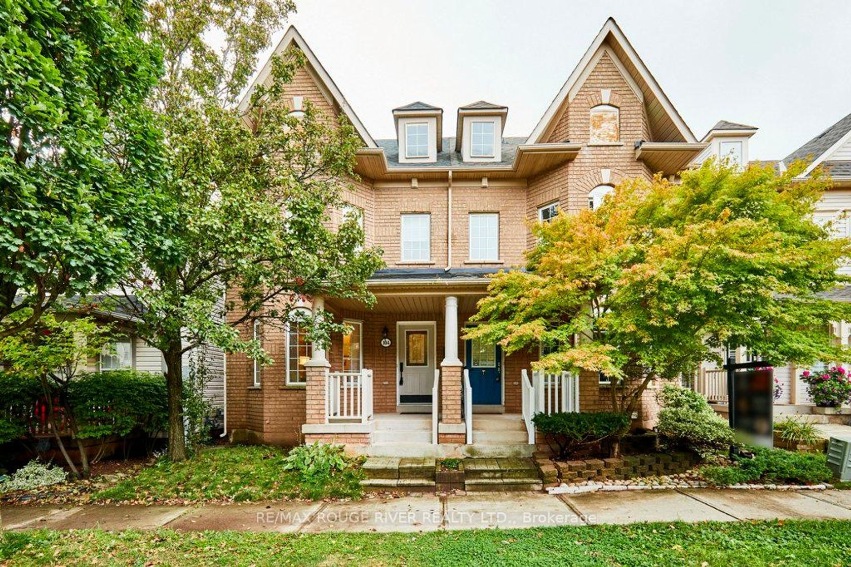 104 Roxton Road, RO River Oaks, Oakville 
