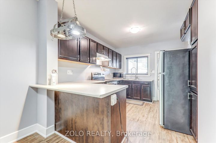 Photo 12 at 739 Cedar Street, Lakeview, Oshawa