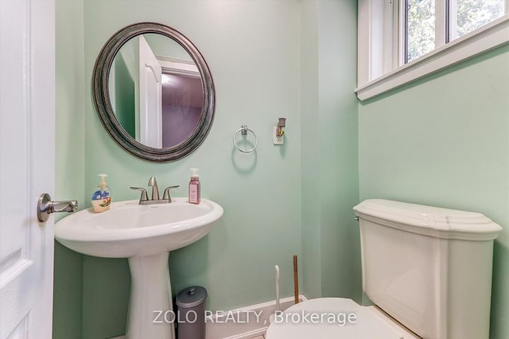 Photo 13 at 739 Cedar Street, Lakeview, Oshawa