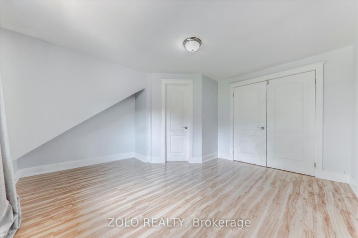 Photo 16 at 739 Cedar Street, Lakeview, Oshawa