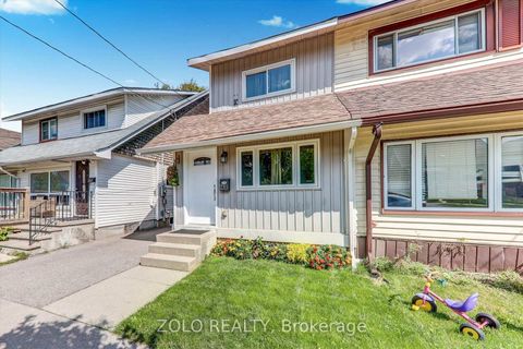 Photo 1 at 739 Cedar Street, Lakeview, Oshawa