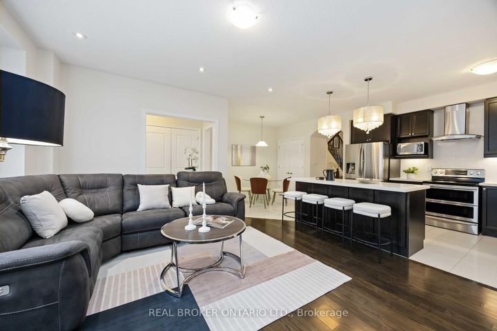 Photo 14 at 18 Lawrence Pilkington Avenue, Cornell, Markham