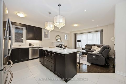 Photo 10 at 18 Lawrence Pilkington Avenue, Cornell, Markham