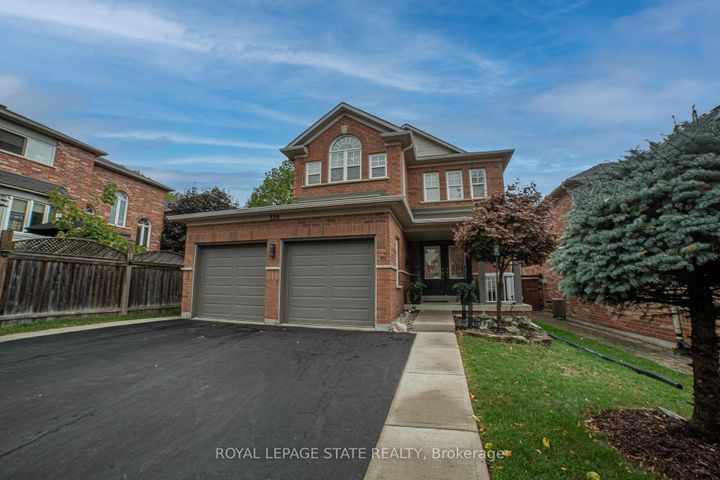 Photo 0 at 120 Sundial Crescent, Dundas, Hamilton