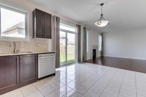Photo 15 at 992 Green Street, Lefroy, Innisfil