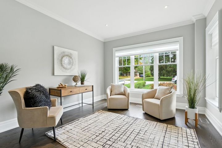 Photo 6 at 391 Patricia Drive, Bayview, Burlington