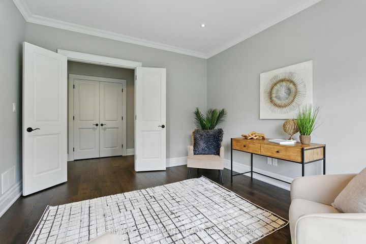 Photo 7 at 391 Patricia Drive, Bayview, Burlington