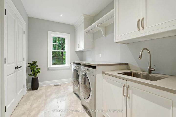 Photo 22 at 391 Patricia Drive, Bayview, Burlington
