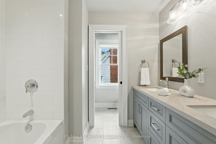 Photo 35 at 391 Patricia Drive, Bayview, Burlington