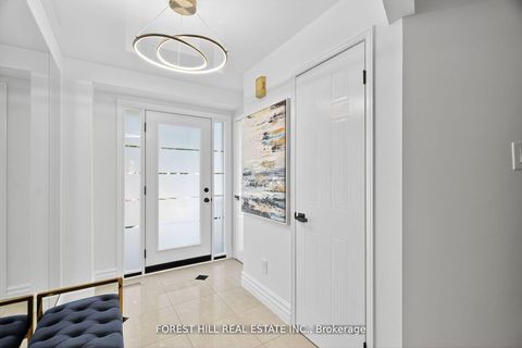 Photo 1 at 48 Beaumont Place, Uplands, Vaughan