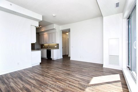 Photo 3 at 1608 - 9618 Yonge Street, North Richvale, Richmond Hill