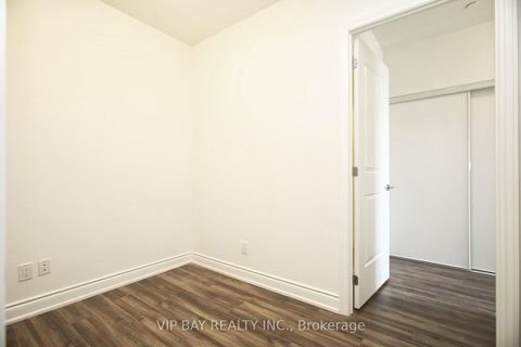 Photo 13 at 1608 - 9618 Yonge Street, North Richvale, Richmond Hill