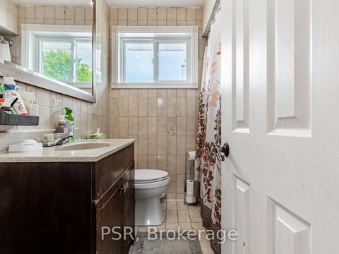 Photo 13 at 7 Willsteven Drive, Woburn, Toronto