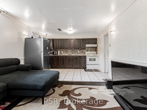 Photo 15 at 7 Willsteven Drive, Woburn, Toronto