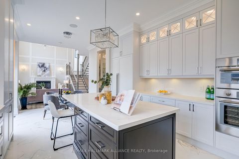Photo 19 at 350 Weighton Drive, WO West, Oakville