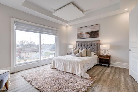 Photo 28 at 350 Weighton Drive, WO West, Oakville