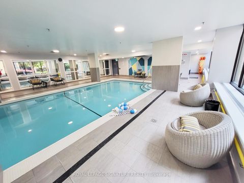 Photo 11 at 205 - 77 Maitland Place, South St. James Town, Toronto