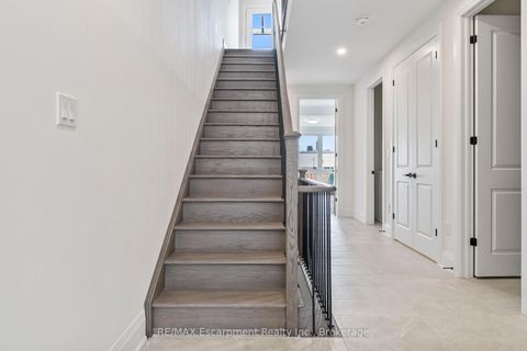 Photo 10 at 2 - 138 EAST Street, BR Bronte, Oakville