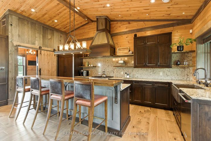 Photo 6 at 437 6th Concession Road E, Rural Flamborough, Hamilton