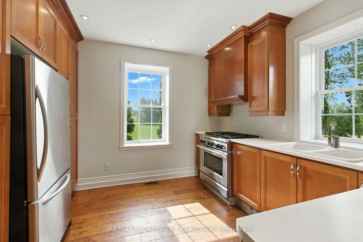 Photo 25 at 437 6th Concession Road E, Rural Flamborough, Hamilton