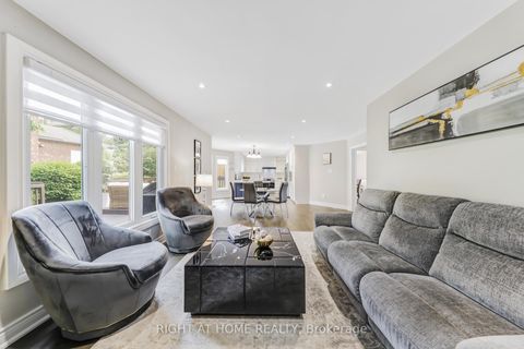 Photo 19 at 20 Woburn Drive, Islington Woods, Vaughan