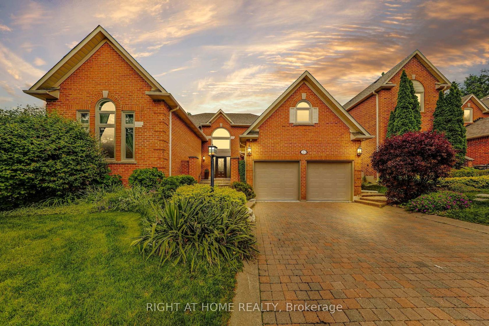 20 Woburn Drive, Islington Woods, Vaughan 