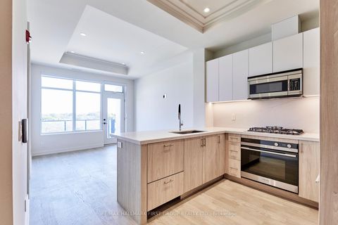 Photo 7 at 407 - 123 Maurice Drive, CO Central, Oakville