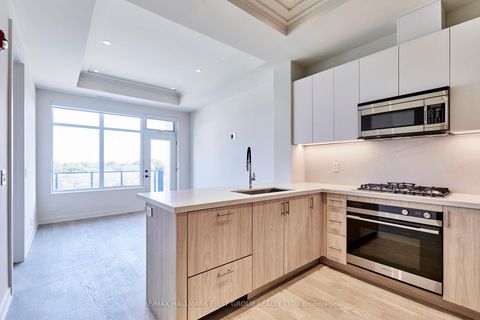 Photo 15 at 407 - 123 Maurice Drive, CO Central, Oakville