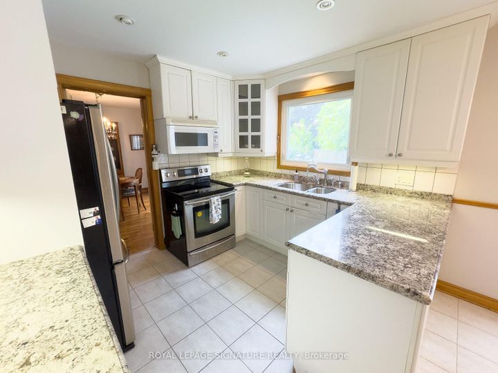 Photo 4 at 6 Satchell Boulevard, Centennial Scarborough, Toronto