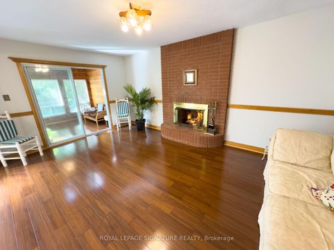 Photo 9 at 6 Satchell Boulevard, Centennial Scarborough, Toronto